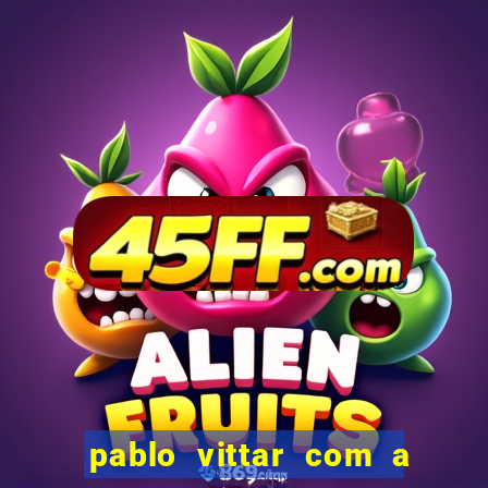 pablo vittar com a camisa do fluminense